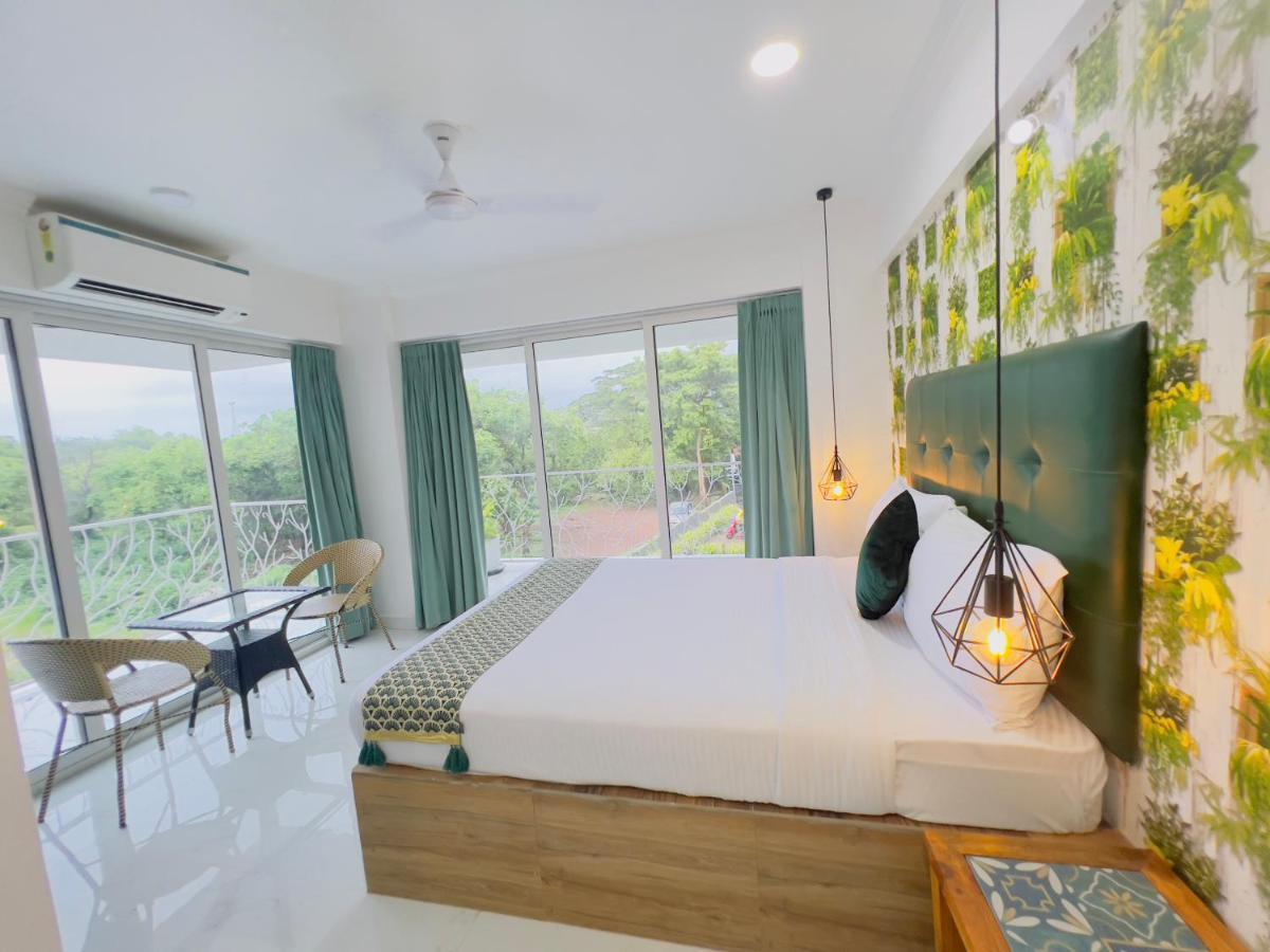 The Mayfield Resort, Vagator Anjuna Extérieur photo