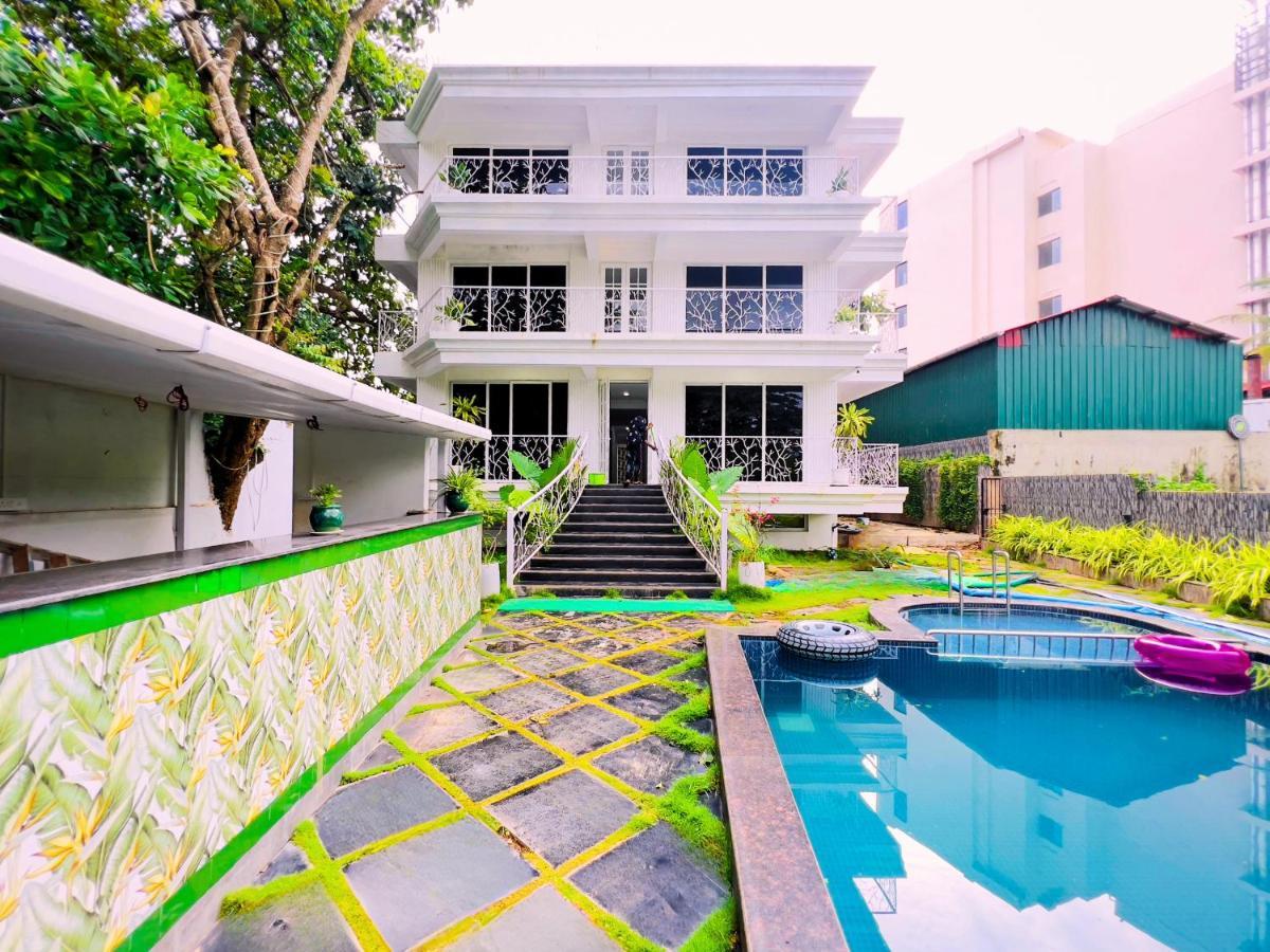 The Mayfield Resort, Vagator Anjuna Extérieur photo