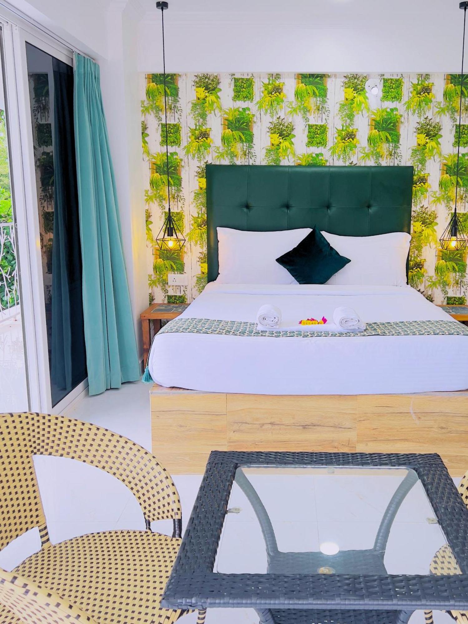 The Mayfield Resort, Vagator Anjuna Extérieur photo